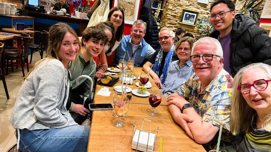 Madrid: Guided Local Food Tour at Hidden Gem Restaurants - Starting with Madrid’s famous calamari sandwich