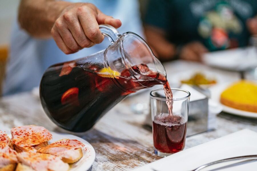 Madrid: Guided Tapas Tour with Tastings and Drinks - A social evening, not a silent tasting