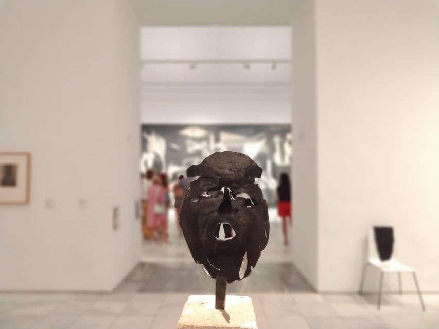 Madrid: Guided Tour of Reina Sofía Museum with Entry Ticket - Key points at a glance