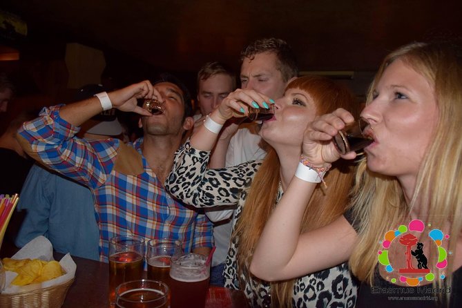 Madrid Halloween Pubcrawl – Open Bar, Shots & VIP Club Entry - Starting at Mulberrys around 10 p.m.