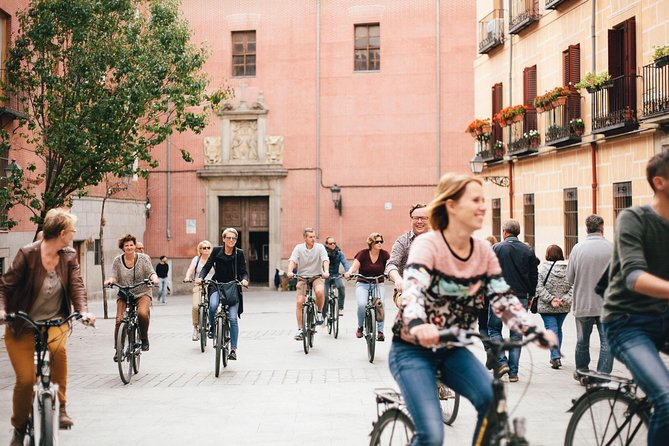 Madrid Highlights by Bike - Plaza Mayor and the old Habsburg center
