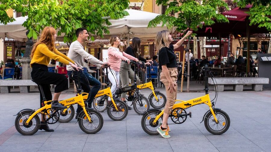 Madrid: Highlights & Parks with Electric Bike Private Tour - Why an e-bike works so well in Madrid