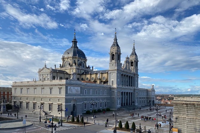 Madrid Historic with an architect : Arabs, Austrias and Bourbons - Why this Madrid walk feels different