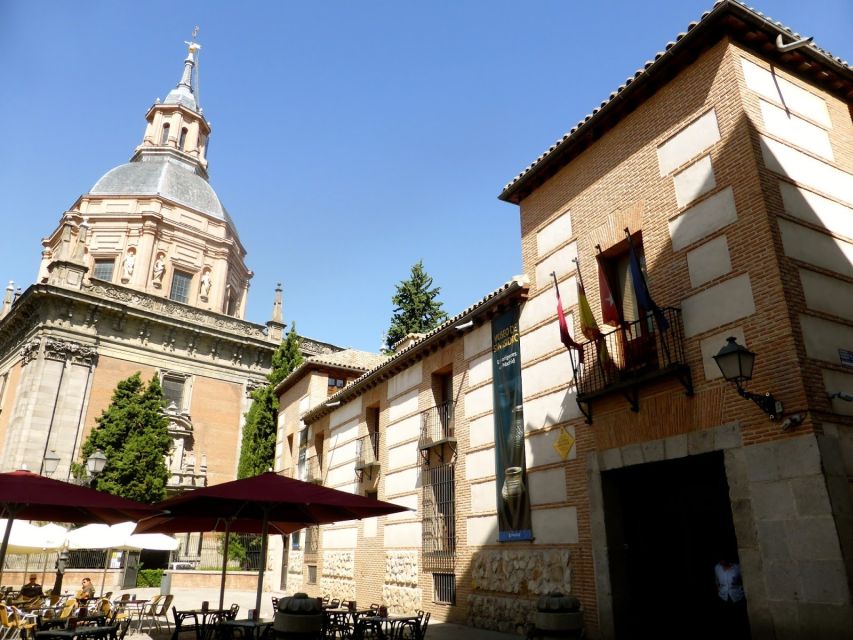 Madrid Historical Centre & Old Town Walking Tour in French - Key points to know before booking