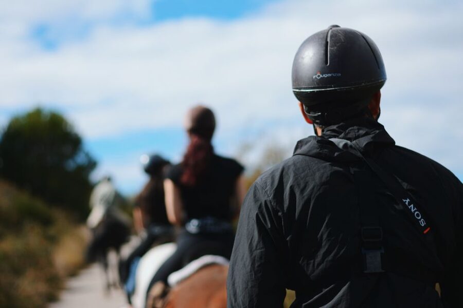 Madrid: Horse Riding in Sierra del Guadarrama National Park - The guide and the small-group advantage