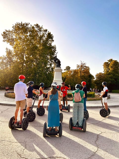 Madrid: Iconic Retiro Park Segway Tour - Cecilio Rodríguez Garden and the peacocks