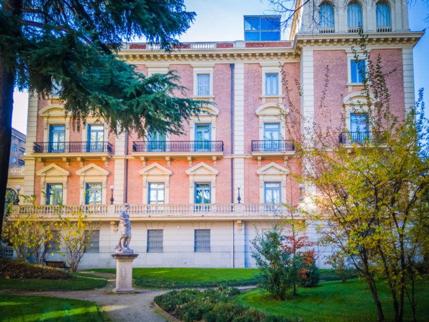 Madrid: Lázaro Galdiano Museum Entry Ticket with Audio Tour - Getting to the Museum by Metro