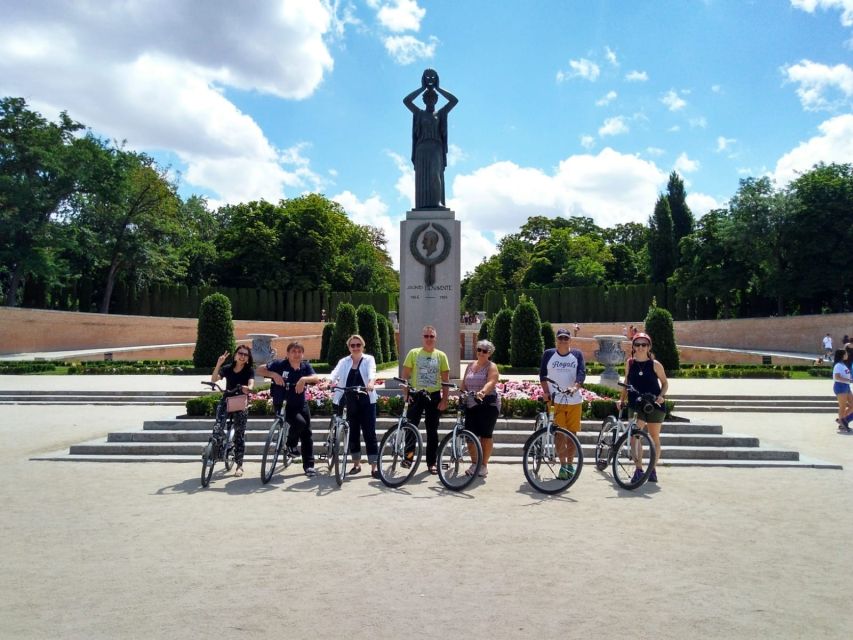 Madrid: Literary Quarter & Retiro Park Electric Bike Tour - Riding through the Barrio de las Letras