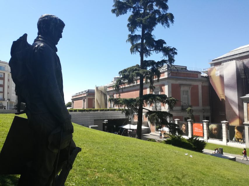 Madrid: Museo del Prado Guided Tour - Handling crowds and a large museum