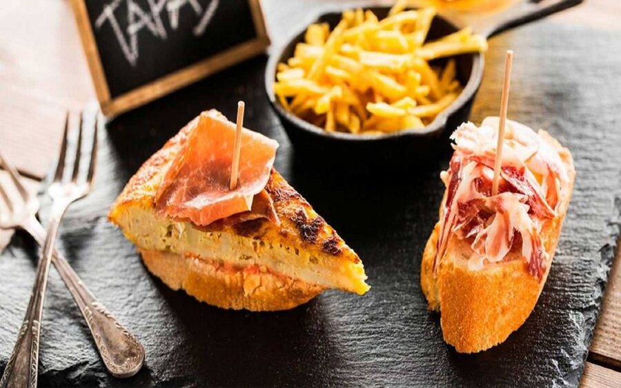 Madrid: Old Madrid Walking Food and Wine Tour - The local touch, especially with Carmen