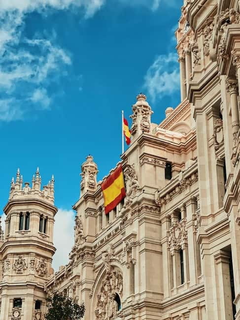 Madrid: Old Town, Poets District, and Royal Palace Tour - Key points to know before you book