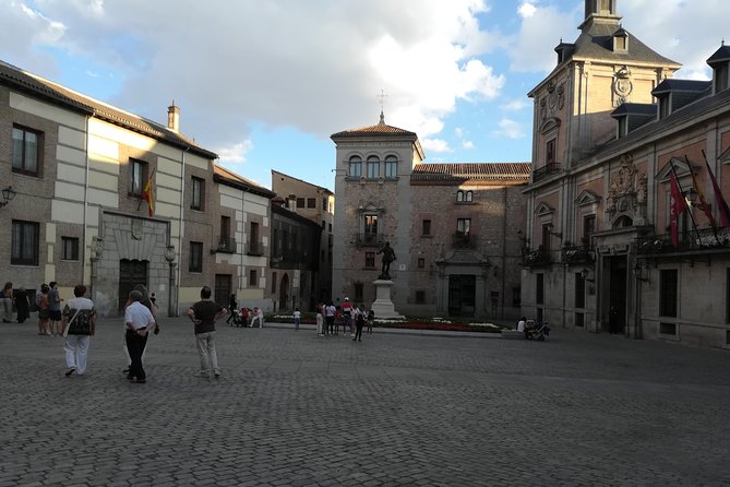 Madrid Old Town Private Walking Tour - Starting with Queen Isabel II at Plaza de Isabel II