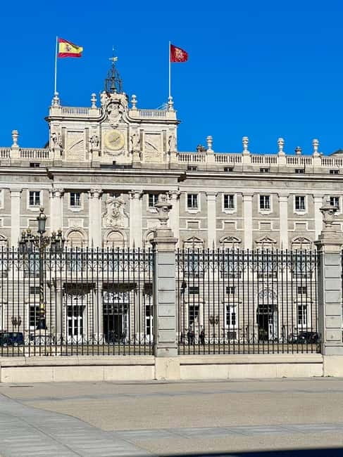 Madrid on foot: From Debod to Retiro - Key points at a glance