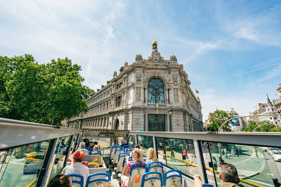 Madrid: Panoramic Route City Tour - Route 2: Santiago Bernabéu and Madrid’s modern face