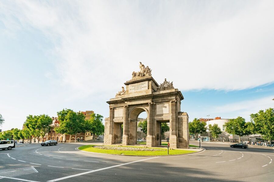 Madrid: Panoramic Route City Tour - Who should book this Madrid tour?