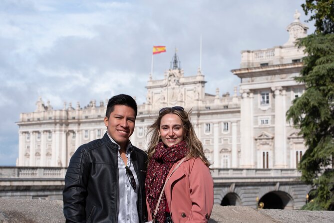 "Madrid : Panoramic views in Tuk Tuk" - Cibeles, Salamanca, and Madrid’s polished side