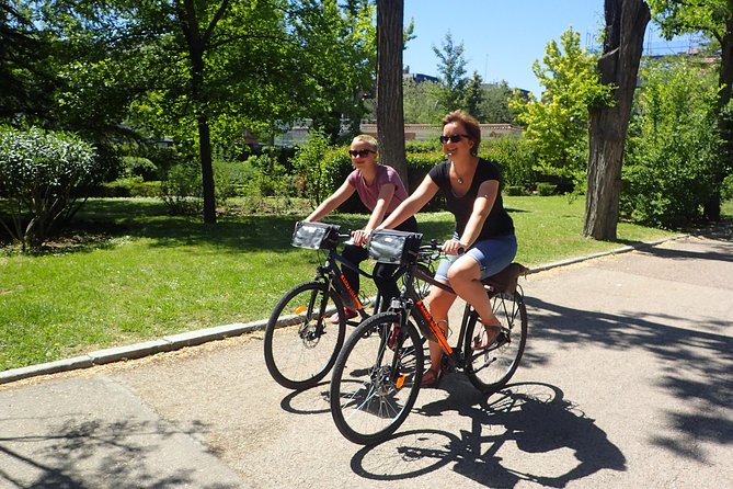 Madrid Parks & Riverside Bike Tour - Entering Casa de Campo by the old bridge