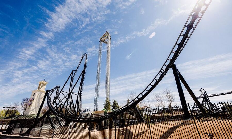 Madrid: Parque Warner Ticket and Roundtrip Transportation - Key points to know before you book