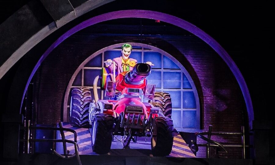 Madrid: Parque Warner Ticket and Roundtrip Transportation - How to plan the rides and shows