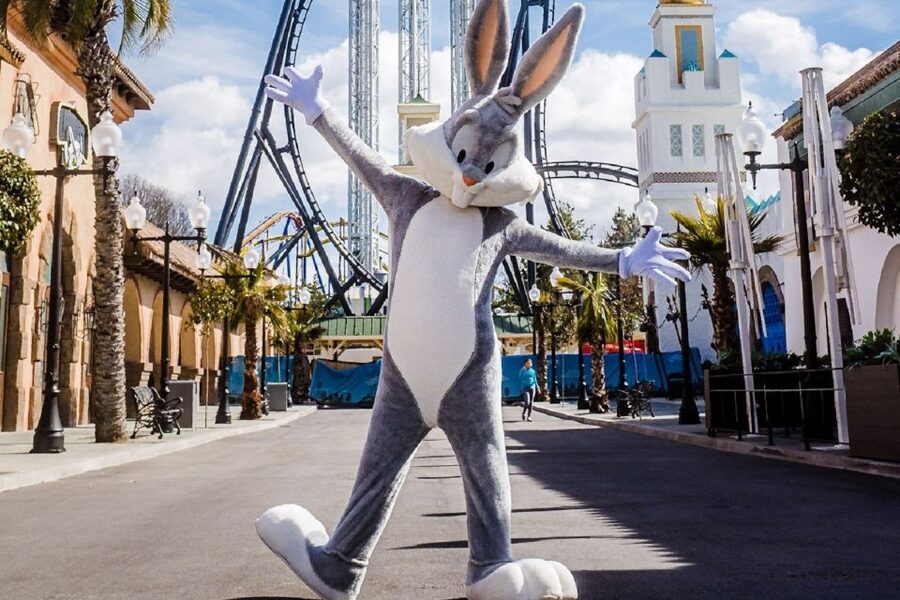 Madrid: Parque Warner Ticket and Roundtrip Transportation - What $79 really buys you
