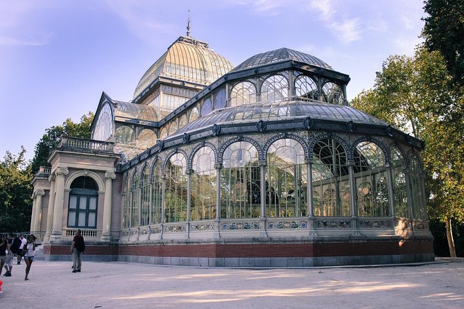 Madrid: Prado Museum and El Retiro Park Guided Tour - Entering the Prado without the ticket-line wait