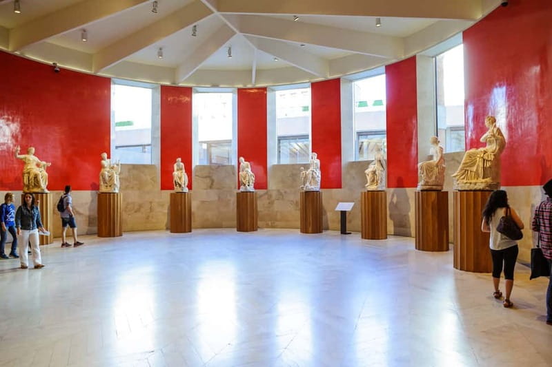 Madrid: Prado Museum Entry Ticket - The audio guide and visiting without a live guide