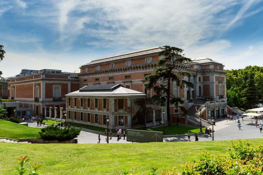 Madrid: Prado Museum Guided Tour with Entry Ticket - Small Groups, Language, and Accessibility