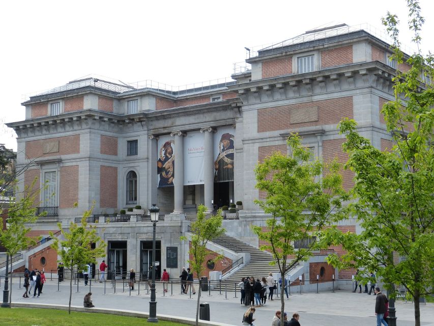 Madrid: Prado Museum Guided Tour With Fast Access - Inside the Prado: a carefully chosen 90-minute route