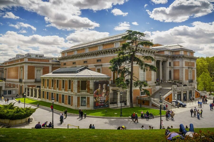 Madrid: Prado Museum Skip-the-Line Guided Tour - Crowds, pace, and what 90 minutes really means