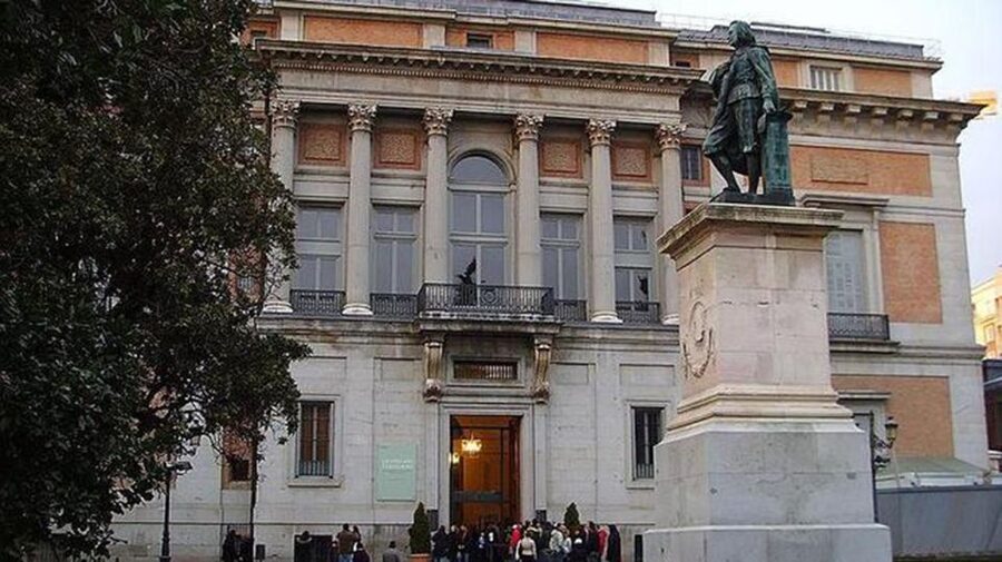 Madrid: Prado & Reina Sofía Museums Guided Tour - Reina Sofía: Picasso, Dalí, and the art of the 20th century