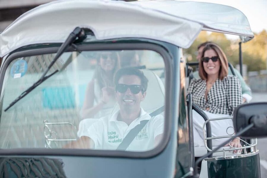 Madrid: Private City Tour by Eco Tuk Tuk - The Prado district and Paseo del Prado