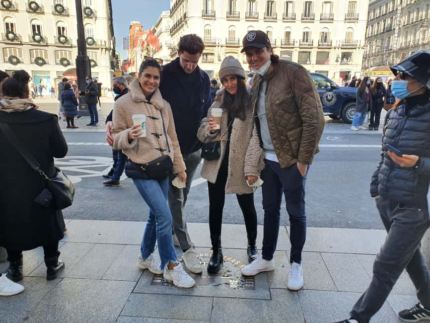 Madrid: Private Customized Walking Tour with a Local Host - A Madrid welcome that starts where you are staying