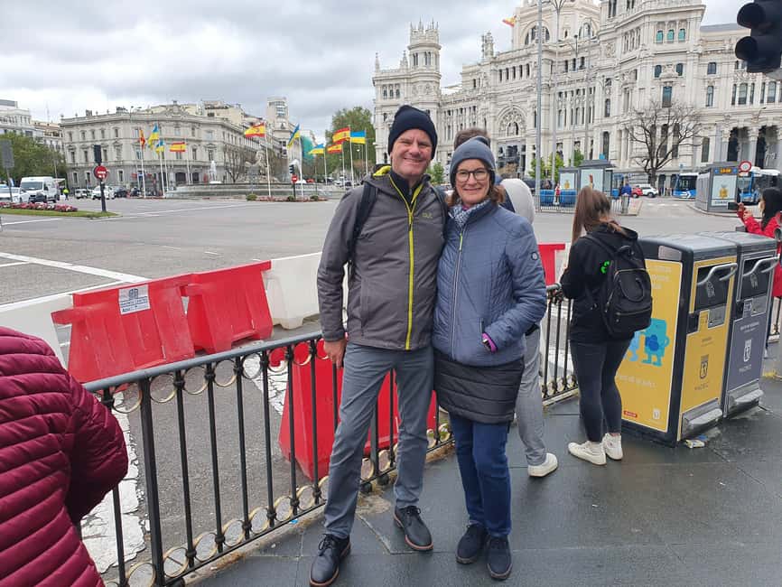 Madrid: Private Customized Walking Tour with a Local Host - How the custom itinerary works