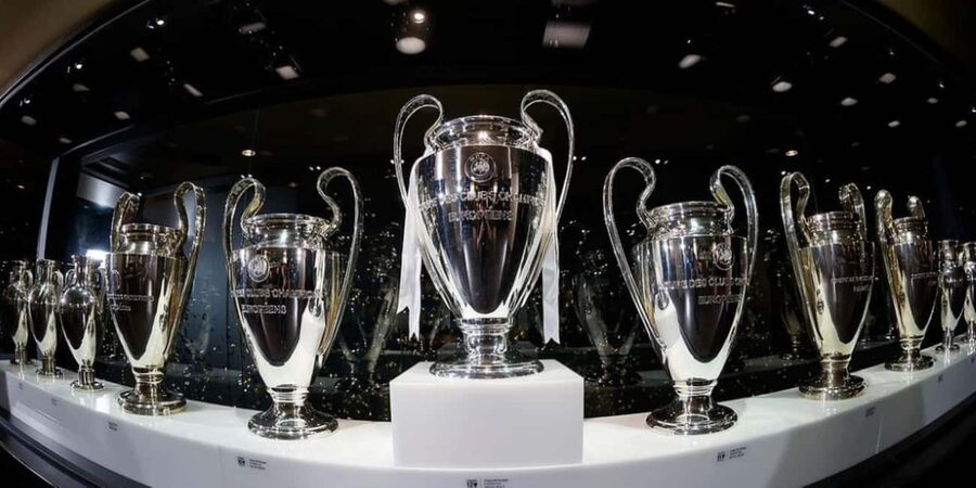 Madrid: Private Guided Tour of Bernabéu Stadium - Seeing a stadium rebuilt for modern football