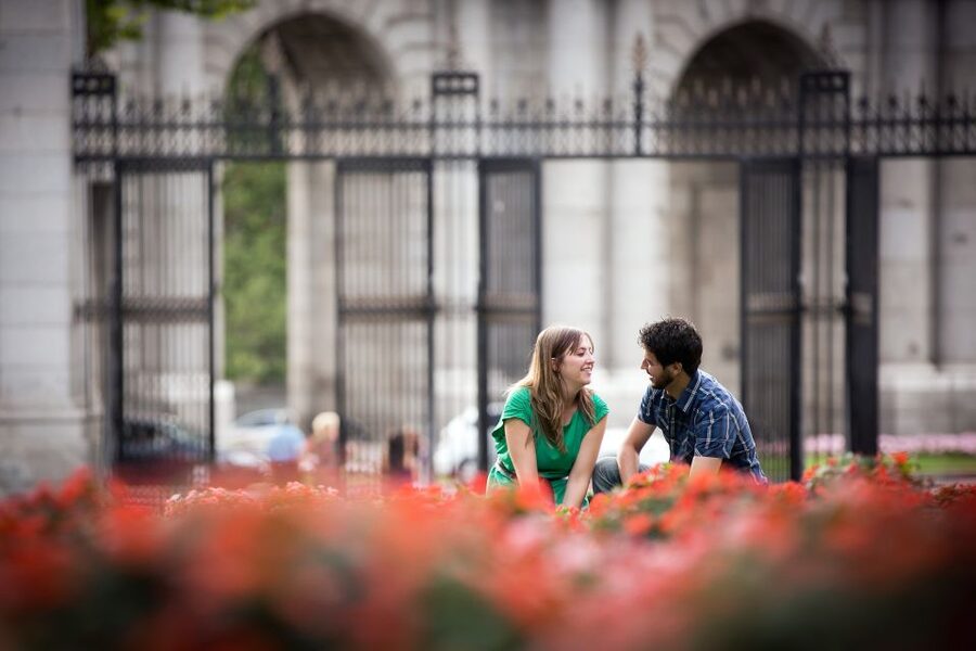 Madrid: Private Photo Shoot and Professional Images - La Latina near Plaza Mayor