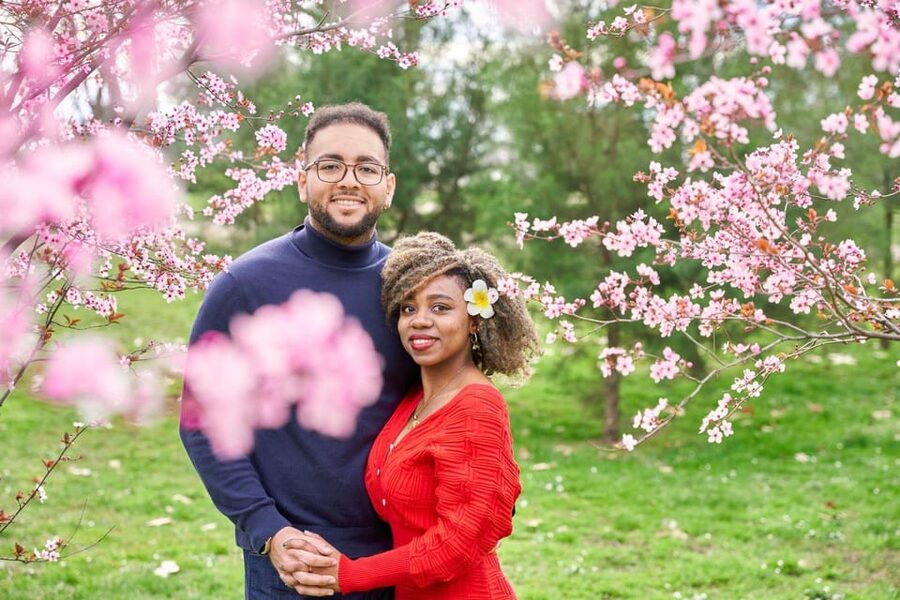 Madrid: Private Photoshoot at the Retiro Park - What the photographer actually adds