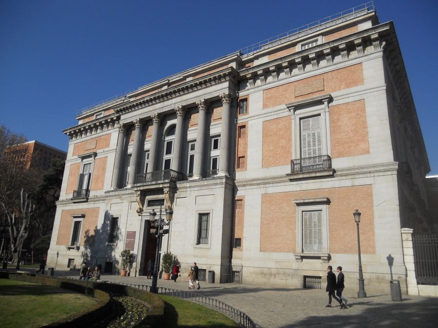 Madrid: Private Tour of the Prado Museum - From medieval paintings to the Renaissance