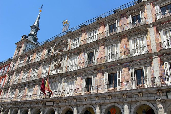 Madrid Private Walking Tour: Very Best of City Center - Gran Vía and Madrid’s grander face