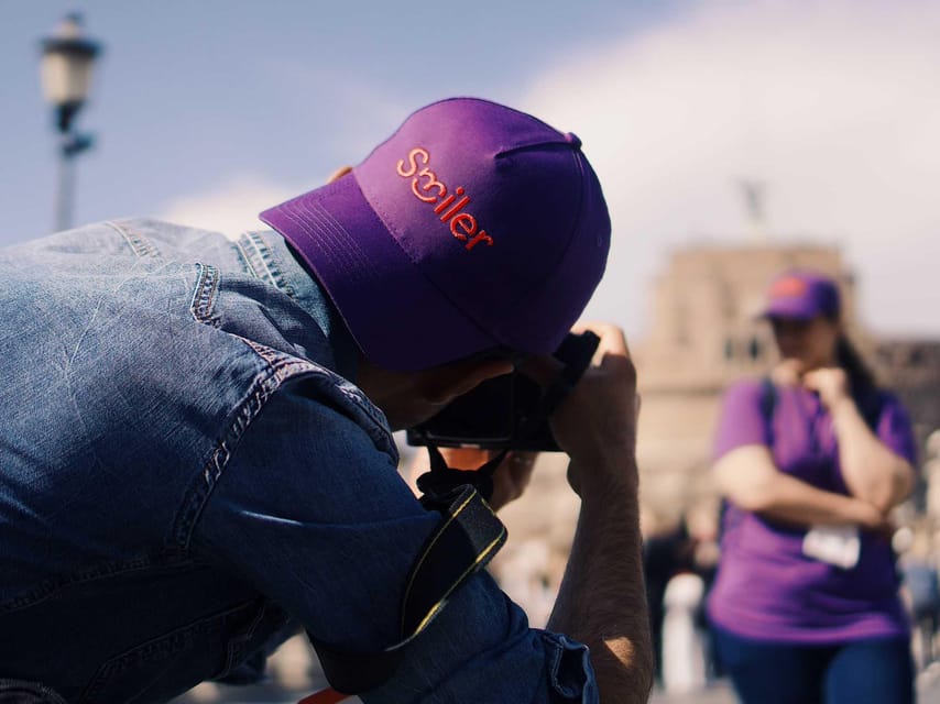 Madrid: Professional photoshoot at The Royal Palace - Photographing the Royal Palace facade