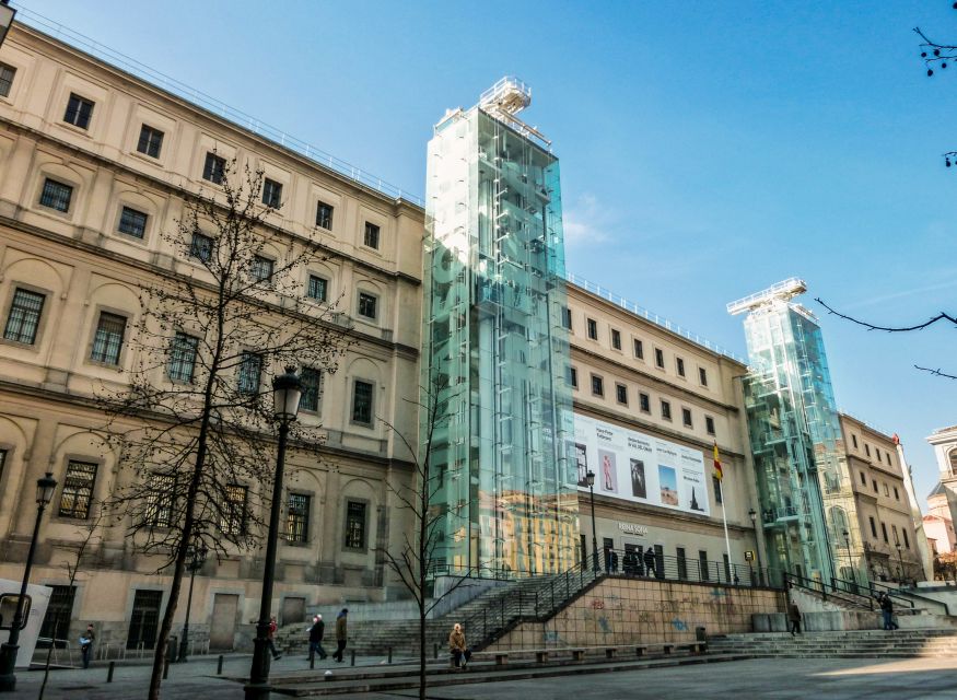 Madrid: Reina Sofía Museum Entrance Ticket - Finding the Picasso galleries around the masterpiece