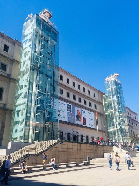 Madrid: Reina Sofía Museum Private Guided Tour - Key points to know before booking