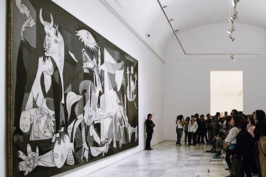Madrid: Reina Sofia Museum Skip-the-Line Guided Museum Tour - Entering the museum without the long ticket line