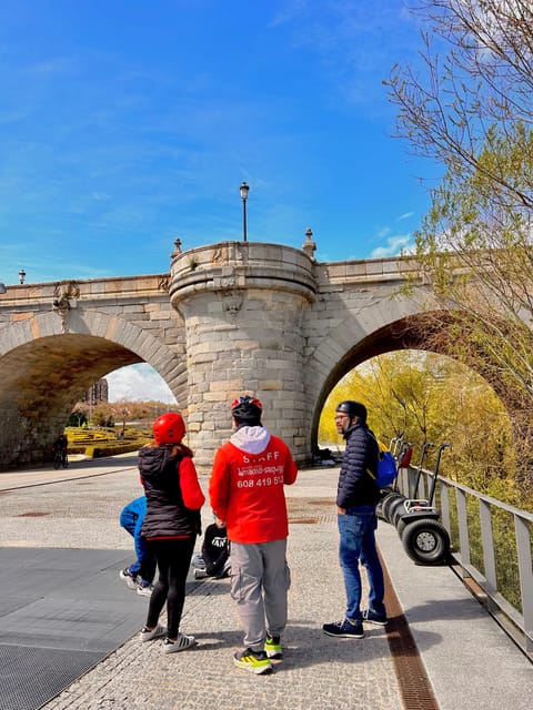 Madrid River Segway Tour - Madrid Río and the modern Arganzuela footbridge