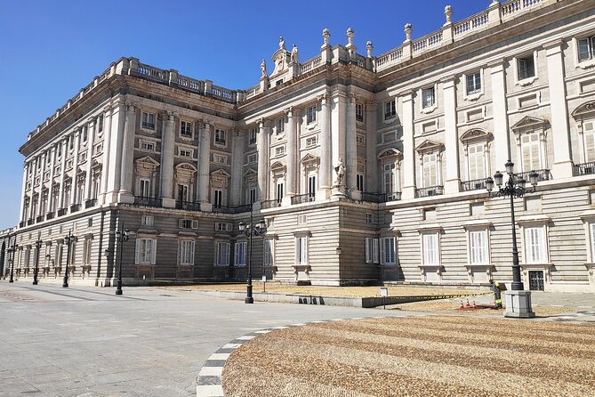 Madrid Royal Palace and Almudena Cathedral Guided Tour - Why the Royal Palace makes this a worthwhile Madrid tour
