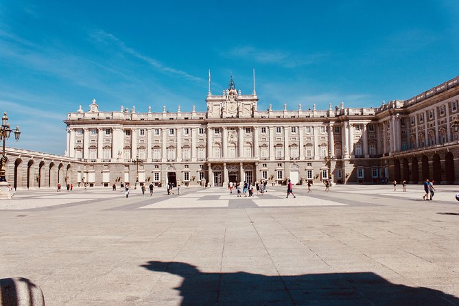 Madrid Royal Palace and Prado Museum Private Tour with Transfers - The guides make the difference