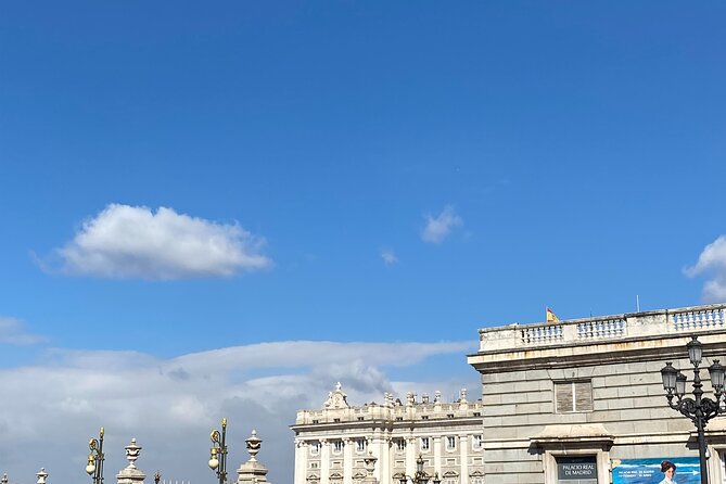 MADRID: Royal Palace and Prado Museum with transportation included - Ninety minutes in the Royal Palace of Madrid