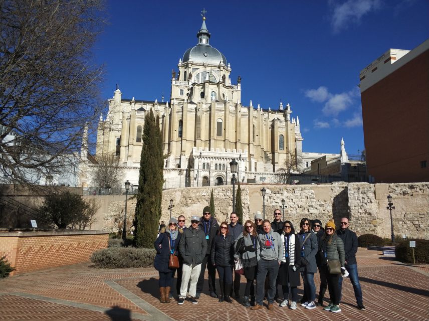 Madrid: Royal Palace & Prado Museum Private Tour - What the private guide adds