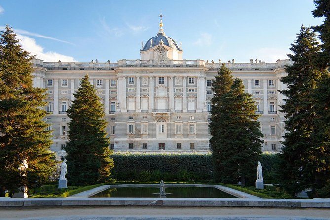 Madrid Royal Palace Private Tour with Skip-the-line Ticket - What you actually see inside Madrid’s Royal Palace
