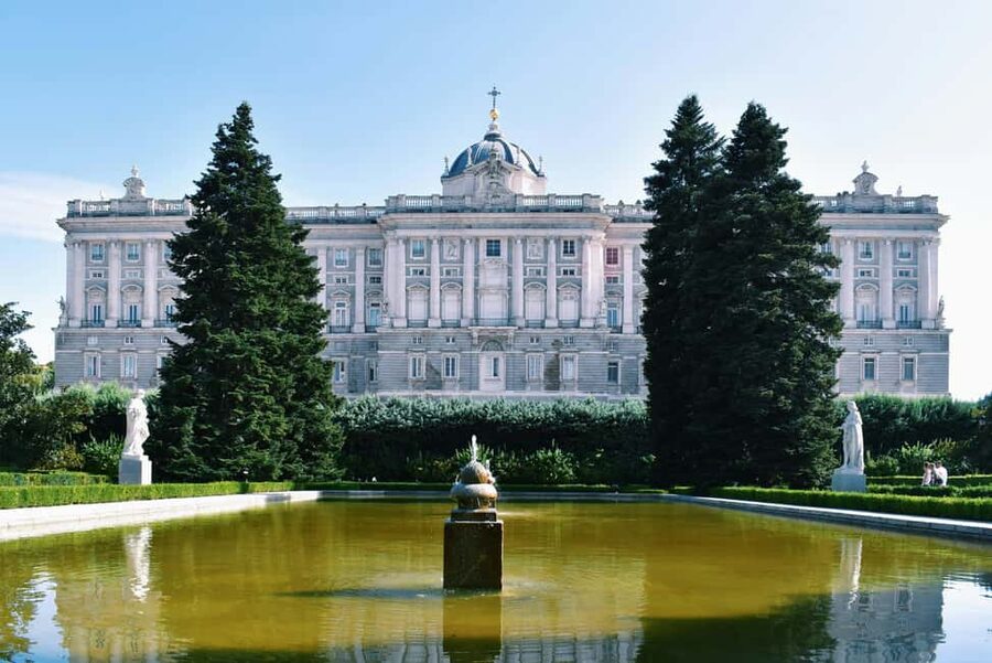 Madrid: Royal Palace Skip-the-Line Entry with Audio Guide - The state rooms and royal ceremony