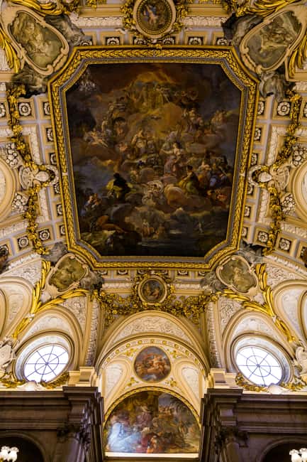 Madrid: Royal Palace Skip-the-Line Entry with Audio Guide - What your 1.5-hour visit includes